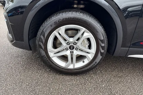 DE22CYL Audi Q5 Sport 40 TDI quattro 204 PS S tronic Thumbnail #11