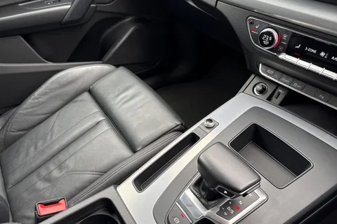 DE22CYL Audi Q5 Sport 40 TDI quattro 204 PS S tronic Thumbnail #21