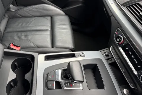 DE22CYL Audi Q5 Sport 40 TDI quattro 204 PS S tronic Thumbnail #24