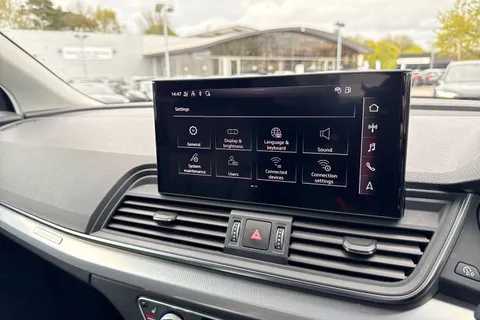 DE22CYL Audi Q5 Sport 40 TDI quattro 204 PS S tronic Thumbnail #42