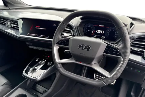  Audi Q4 e-tron 40 Black Edition Auto 5dr 82kWh Thumbnail #18