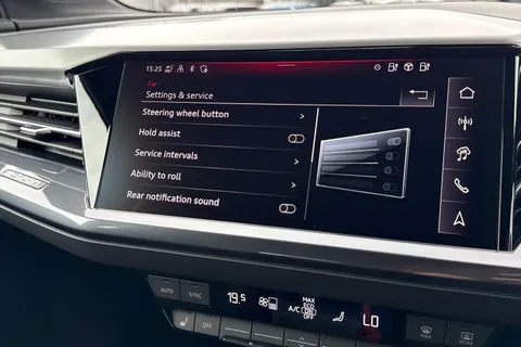  Audi Q4 e-tron 40 Black Edition Auto 5dr 82kWh Thumbnail #48