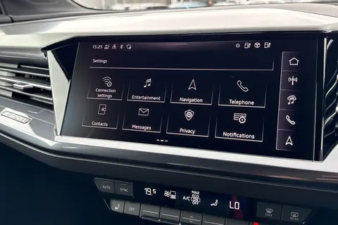  Audi Q4 e-tron 40 Black Edition Auto 5dr 82kWh Thumbnail #51