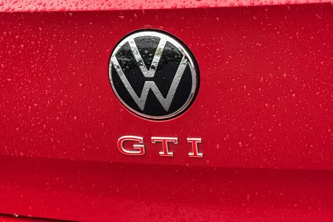 KP75AUO Volkswagen Polo 2.0 TSI GTI 5dr DSG **18' FARO ALLOYS, DEEP IRON INSERTS** Thumbnail #26