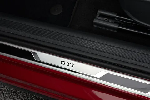 KP75AUO Volkswagen Polo 2.0 TSI GTI 5dr DSG **18' FARO ALLOYS, DEEP IRON INSERTS** Thumbnail #33