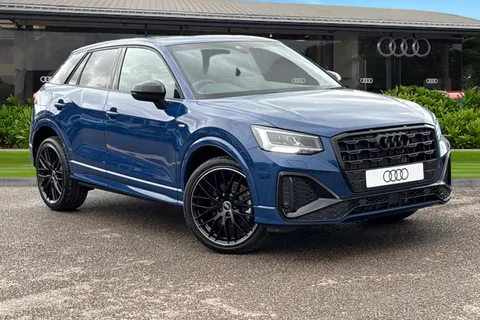Audi Q2 1.0 TFSI 30 Black Edition Euro 6 (s/s) 5dr Thumbnail #2