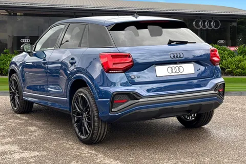 Audi Q2 1.0 TFSI 30 Black Edition Euro 6 (s/s) 5dr Thumbnail #3