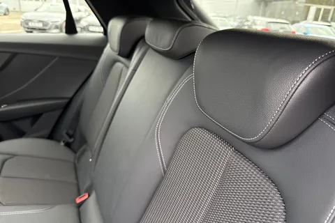 Audi Q2 1.0 TFSI 30 Black Edition Euro 6 (s/s) 5dr Thumbnail #19