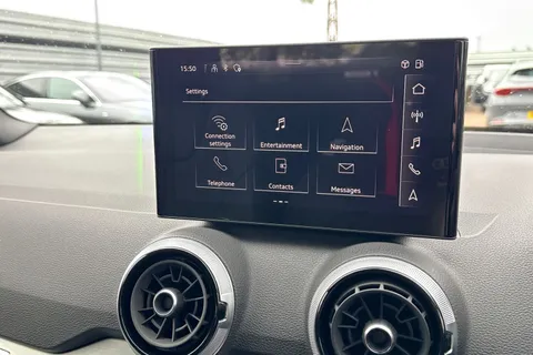 Audi Q2 1.0 TFSI 30 Black Edition Euro 6 (s/s) 5dr Thumbnail #42