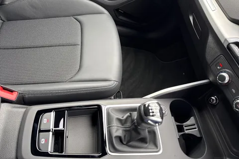 Audi Q2 1.0 TFSI 30 Black Edition Euro 6 (s/s) 5dr Thumbnail #44