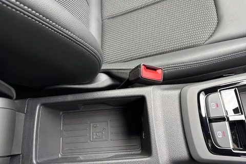 Audi Q2 1.0 TFSI 30 Black Edition Euro 6 (s/s) 5dr Thumbnail #45