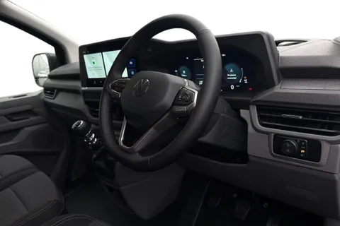 MF26EOT Volkswagen Transporter T28 Commerce Plus SWB 110 PS 2.0 TDI 6sp Manual Thumbnail #8