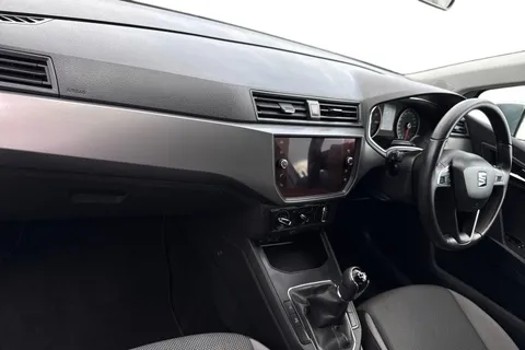 15 of 40 for SEAT Ibiza 1.0 TSI SE Technology Euro 6 (s/s) 5dr GPF