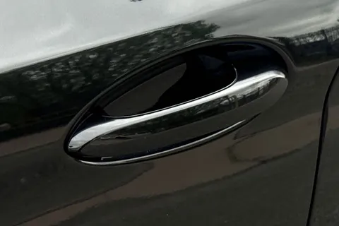 RY19FZN BMW 5 Series 2.0 520d M Sport Auto Euro 6 (s/s) 4dr Thumbnail #31