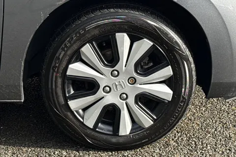 12 of 51 for Honda Jazz 1.5 h i-MMD SR eCVT Euro 6 (s/s) 5dr