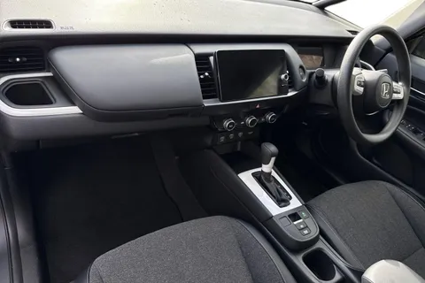 16 of 51 for Honda Jazz 1.5 h i-MMD SR eCVT Euro 6 (s/s) 5dr