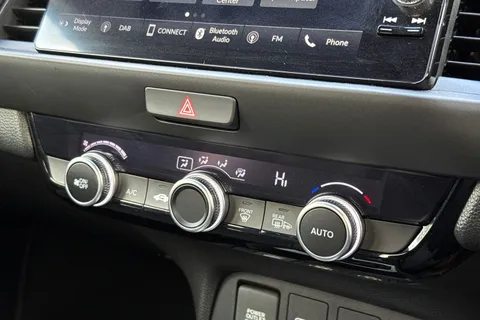 21 of 51 for Honda Jazz 1.5 h i-MMD SR eCVT Euro 6 (s/s) 5dr