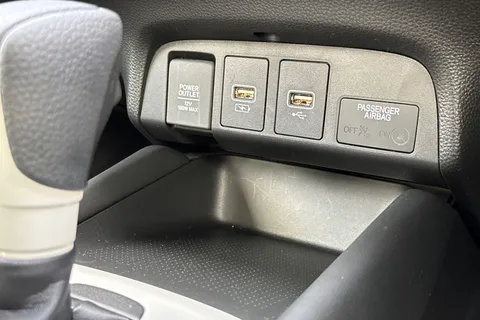 36 of 51 for Honda Jazz 1.5 h i-MMD SR eCVT Euro 6 (s/s) 5dr