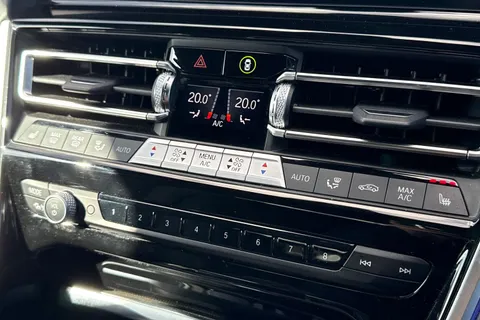 MA72FTV BMW 8 Series Gran Coupe 3.0 840i M Sport Steptronic Euro 6 (s/s) 4dr Thumbnail #23