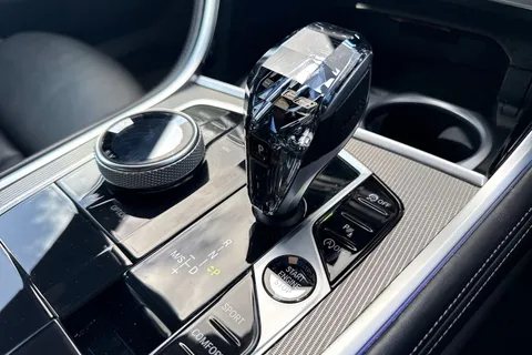 MA72FTV BMW 8 Series Gran Coupe 3.0 840i M Sport Steptronic Euro 6 (s/s) 4dr Thumbnail #24