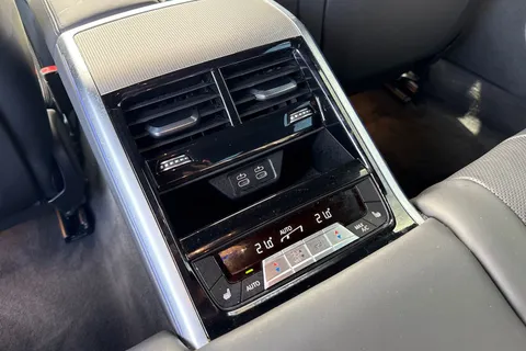 MA72FTV BMW 8 Series Gran Coupe 3.0 840i M Sport Steptronic Euro 6 (s/s) 4dr Thumbnail #38