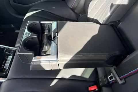 MA72FTV BMW 8 Series Gran Coupe 3.0 840i M Sport Steptronic Euro 6 (s/s) 4dr Thumbnail #39