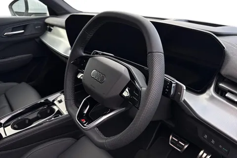 Audi Q3 1.5 TFSI S line S Tronic Euro 6 (s/s) 5dr Thumbnail #14