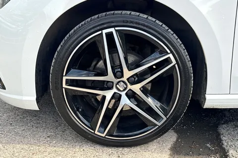 AU18PWX SEAT Ibiza 1.0 TSI FR Euro 6 (s/s) 5dr Thumbnail #12