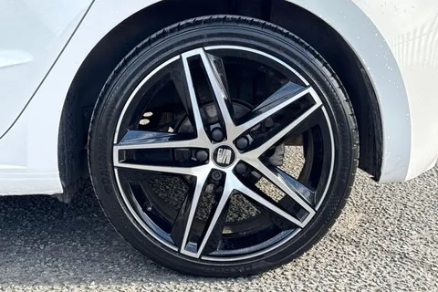 AU18PWX SEAT Ibiza 1.0 TSI FR Euro 6 (s/s) 5dr Thumbnail #13