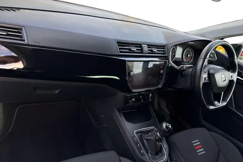 AU18PWX SEAT Ibiza 1.0 TSI FR Euro 6 (s/s) 5dr Thumbnail #16