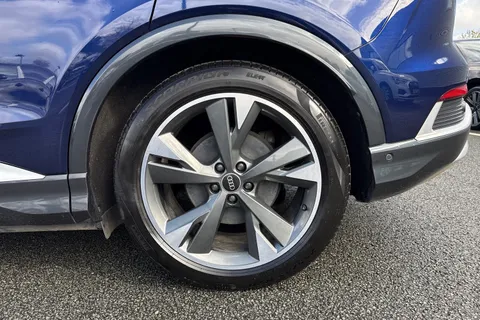 RV23ZBJ Audi Q4 e-tron Q4  S line 50 e-tron quattro 220,00 kW Thumbnail #13