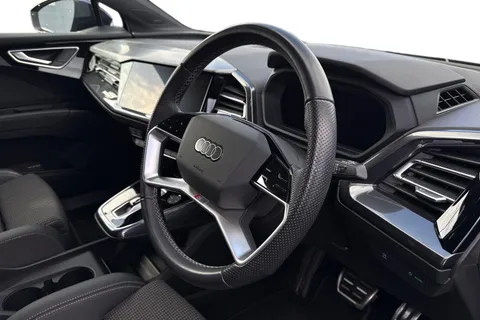 RV23ZBJ Audi Q4 e-tron Q4  S line 50 e-tron quattro 220,00 kW Thumbnail #15