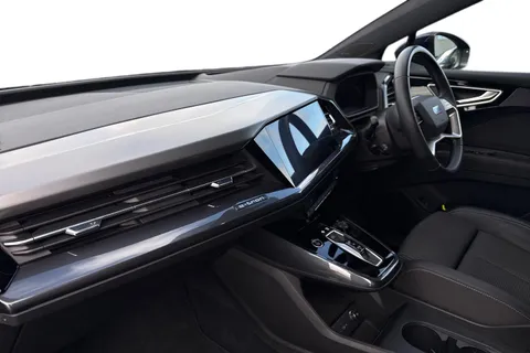 RV23ZBJ Audi Q4 e-tron Q4  S line 50 e-tron quattro 220,00 kW Thumbnail #16