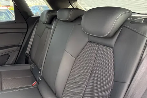 RV23ZBJ Audi Q4 e-tron Q4  S line 50 e-tron quattro 220,00 kW Thumbnail #20