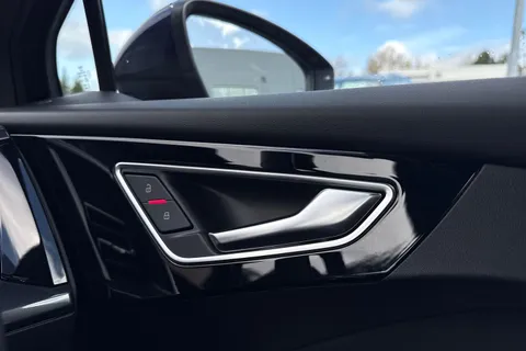 RV23ZBJ Audi Q4 e-tron Q4  S line 50 e-tron quattro 220,00 kW Thumbnail #22