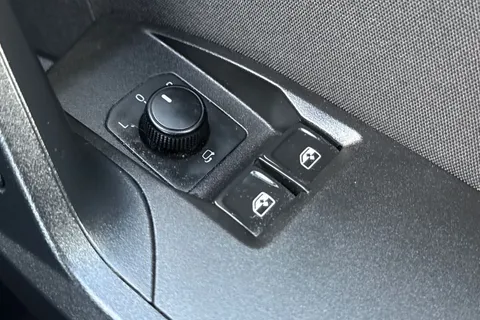 AU18PWX SEAT Ibiza 1.0 TSI FR Euro 6 (s/s) 5dr Thumbnail #34