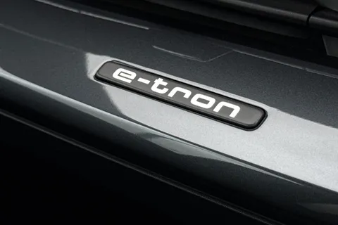 RV23ZBJ Audi Q4 e-tron Q4  S line 50 e-tron quattro 220,00 kW Thumbnail #56