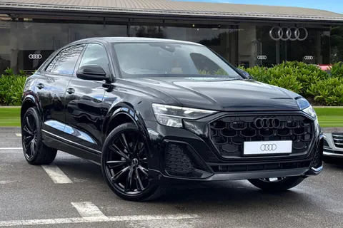 Audi Q8 3.0 TDI V6 Black Edition Tiptronic quattro Euro 6 (s/s) 5dr Thumbnail #2