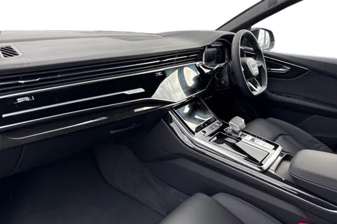 Audi Q8 3.0 TDI V6 Black Edition Tiptronic quattro Euro 6 (s/s) 5dr Thumbnail #15