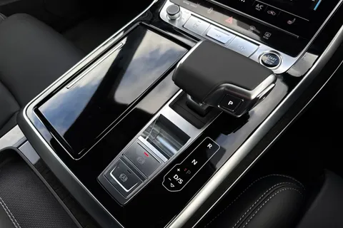 Audi Q8 3.0 TDI V6 Black Edition Tiptronic quattro Euro 6 (s/s) 5dr Thumbnail #23