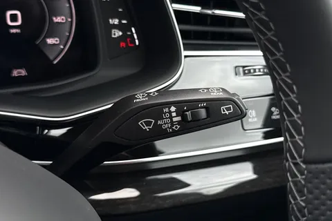 Audi Q8 3.0 TDI V6 Black Edition Tiptronic quattro Euro 6 (s/s) 5dr Thumbnail #32