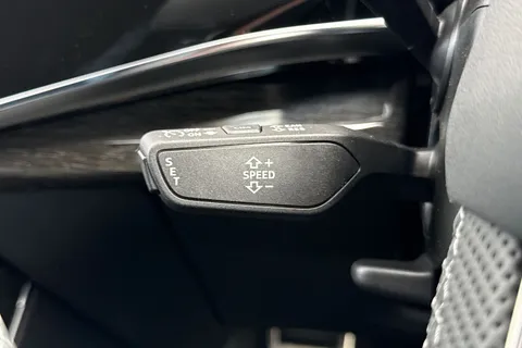 Audi Q8 3.0 TDI V6 Black Edition Tiptronic quattro Euro 6 (s/s) 5dr Thumbnail #33