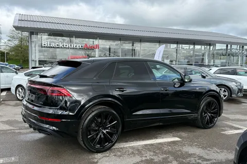 Audi Q8 3.0 TDI V6 Black Edition Tiptronic quattro Euro 6 (s/s) 5dr Thumbnail #51