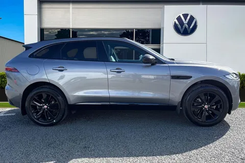 3 of 60 for Jaguar F-Pace 2.0 D200 MHEV R-Dynamic Black Auto AWD Euro 6 (s/s) 5dr