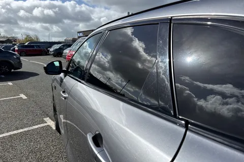 34 of 60 for Jaguar F-Pace 2.0 D200 MHEV R-Dynamic Black Auto AWD Euro 6 (s/s) 5dr