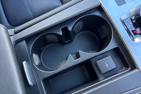 43 of 60 for Jaguar F-Pace 2.0 D200 MHEV R-Dynamic Black Auto AWD Euro 6 (s/s) 5dr