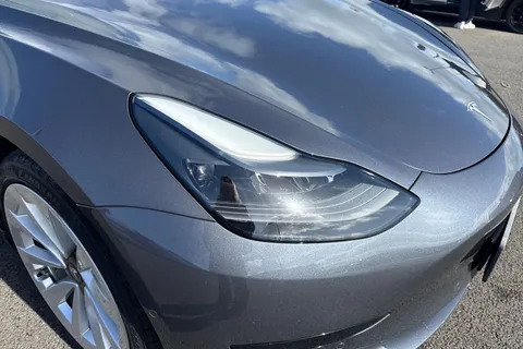 MD21OUL Tesla Model 3 Standard Range Plus Auto RWD 4dr Thumbnail #9