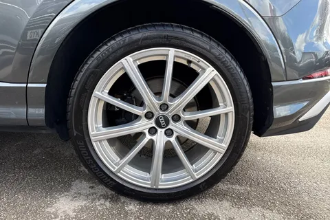 DX70VSC Audi RS Q3 400 PS S tronic Thumbnail #14