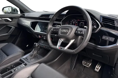 DX70VSC Audi RS Q3 400 PS S tronic Thumbnail #15