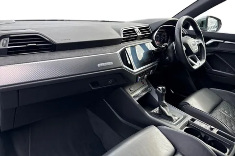 DX70VSC Audi RS Q3 400 PS S tronic Thumbnail #16